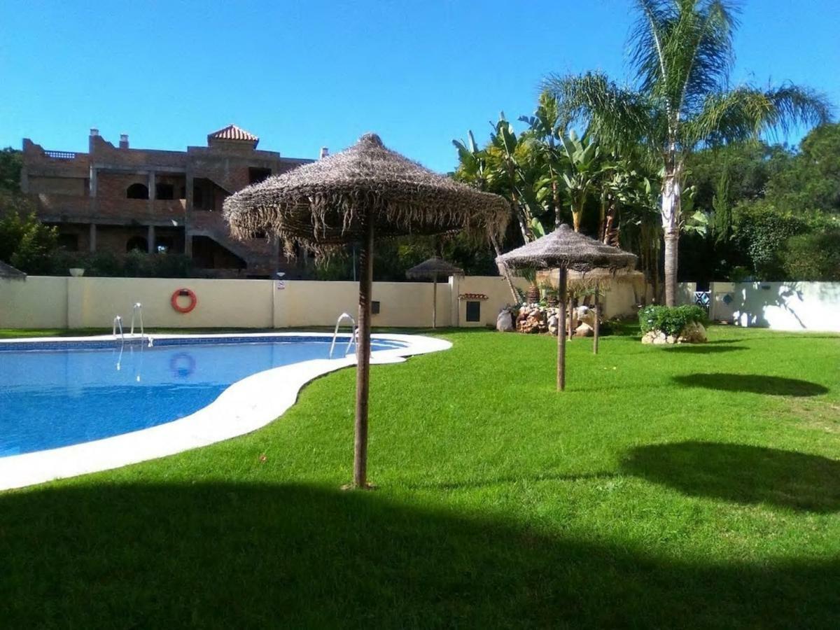 Apartamento Costabella Penthouse Marbella Exterior foto